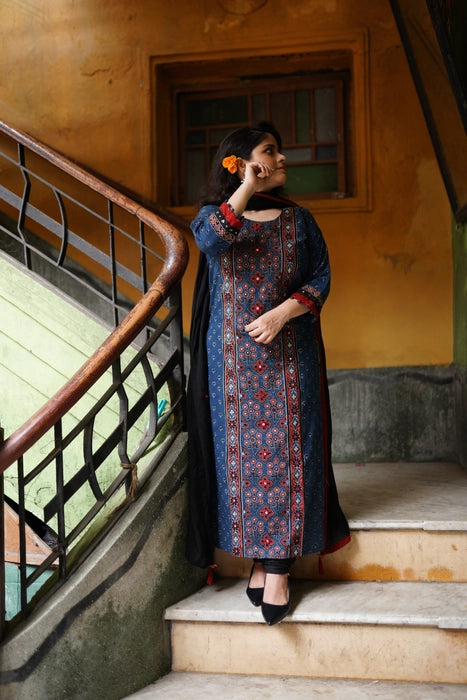 NEEL KAMAL MIRROR WORK AJRAKH KURTA