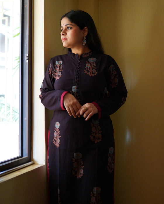 TANUJA FULL SLEEVE AJRAKH KURTA