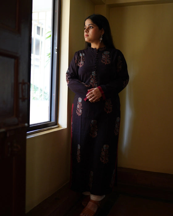TANUJA FULL SLEEVE AJRAKH KURTA