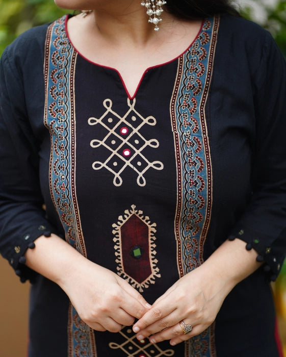 KAVERI KOLAM INSPIRED MIRROR WORK AJRAKH KURTA
