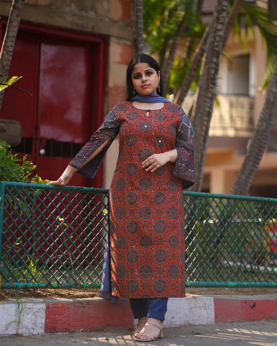 LANELA KAFTAN STYLE MIRROR WORK AJRAKH KURTA