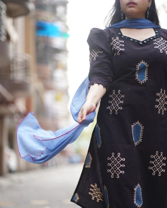 KOLAM INSPIRED PUFF SLEEVE MIRRORWORK AJRAKH KURTA