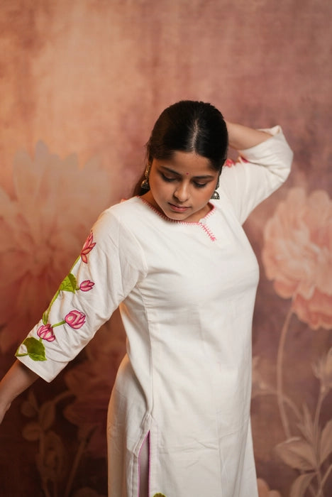 HANDCRAFTED LOTUS KURTA