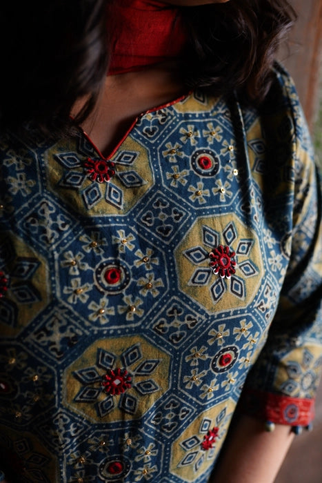 ALPONA MIRROR WORK AJRAKH KURTA INSPIRED BY JAIPUR TILES