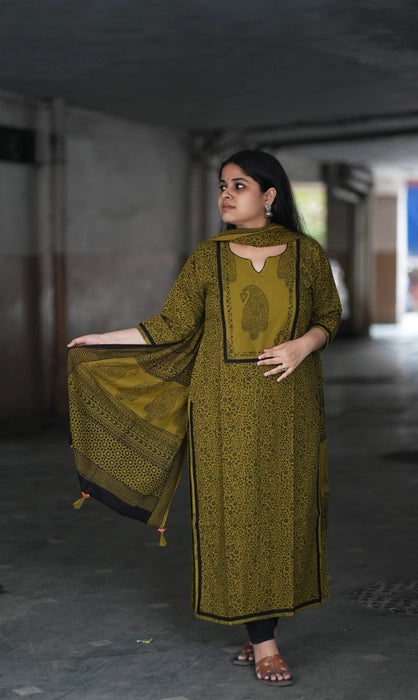 BAGH PRINTED KURTA DUPATTA SET GULMOHAR