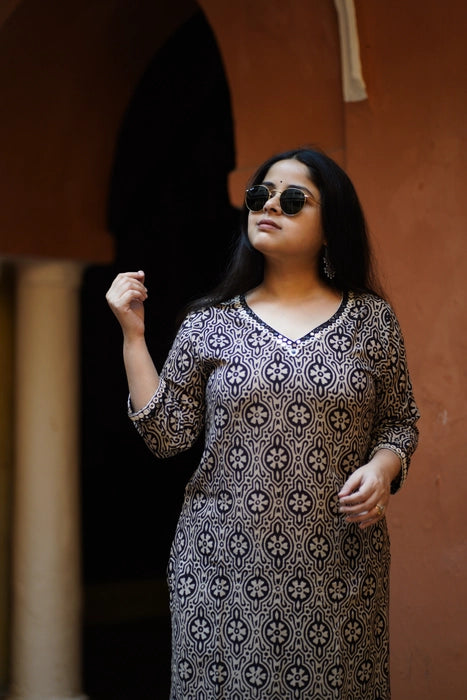 SANKH MIRROR WORK AJRAKH KURTA