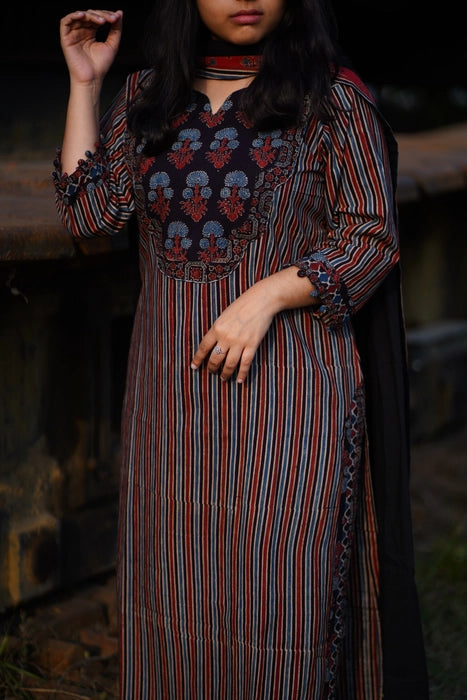 MIZOYA PATCH WORK AJRAKH KURTA