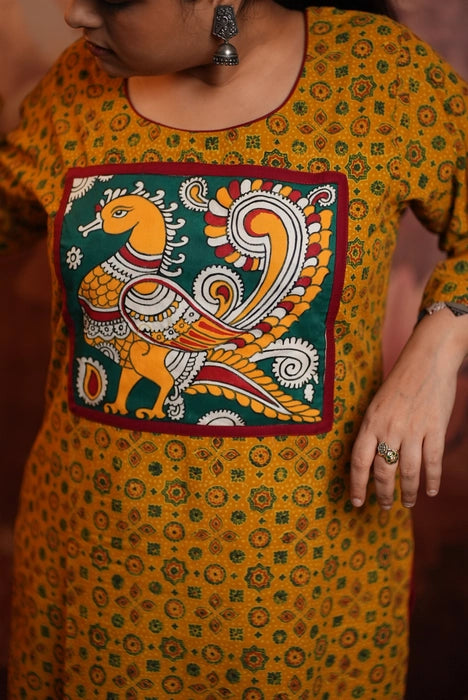 HANDPAINTED AJRAKH KURTA