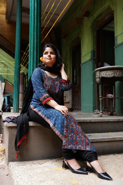 NEEL KAMAL MIRROR WORK AJRAKH KURTA