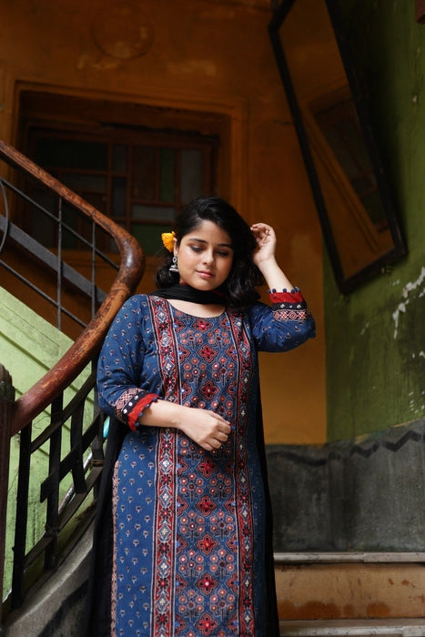 NEEL KAMAL MIRROR WORK AJRAKH KURTA