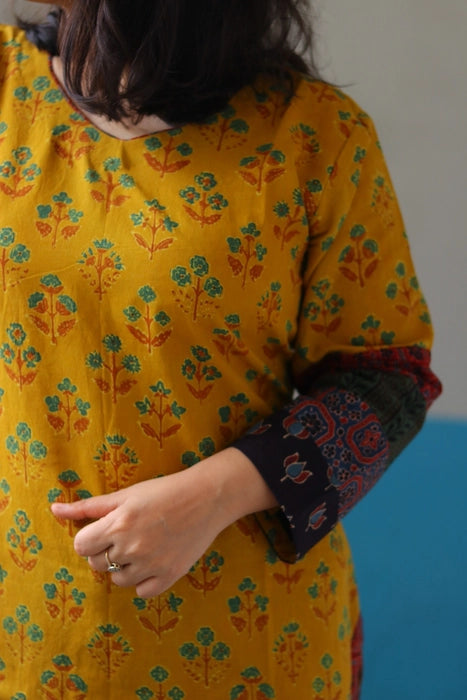 SUN SHINES ON THE SHOULDER PATCHWORK AJRAKH KURTA