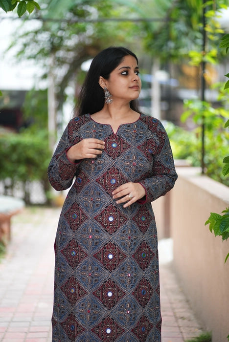 KASHMIR MIRROR WORK FULL SLEEVE AJRAKH KURTA