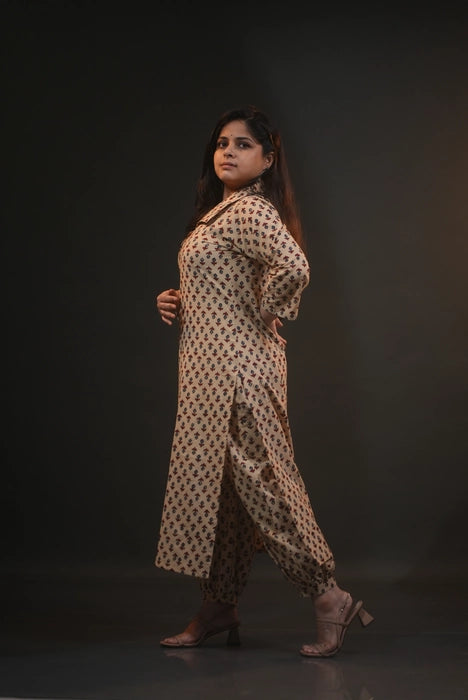 SUBARNA REKHA AJRAKH KURTA