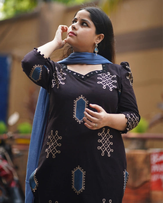 KOLAM INSPIRED PUFF SLEEVE MIRRORWORK AJRAKH KURTA