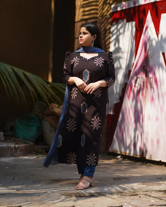 KOLAM INSPIRED PUFF SLEEVE MIRRORWORK AJRAKH KURTA