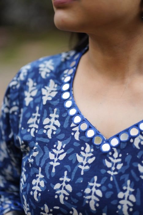 INDIGO MIRROR WORK BAGRU PRINTED KURTA