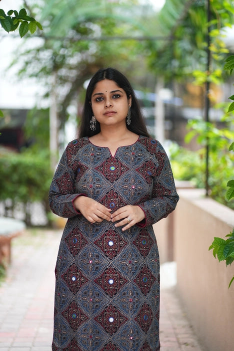 KASHMIR MIRROR WORK FULL SLEEVE AJRAKH KURTA