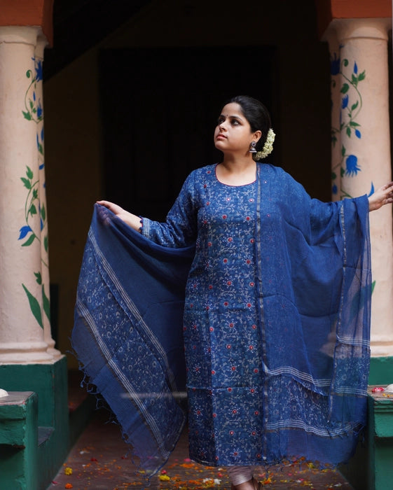 NEELA KOTA DORIA MIRROR WORK KURTA DUPATTA SET