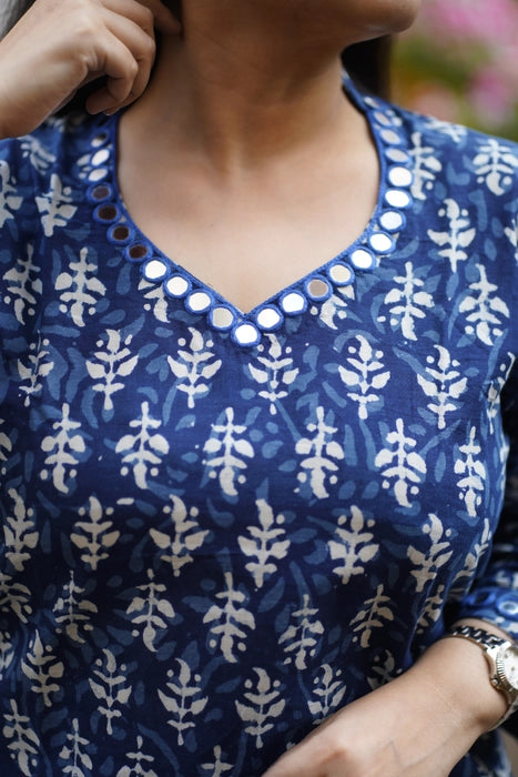 INDIGO MIRROR WORK BAGRU PRINTED KURTA