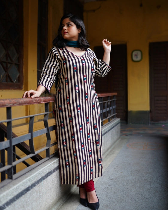KASHISH MIRROR WORK AJRAKH KURTA