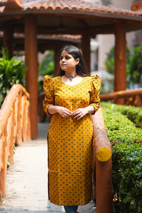 PUFF SLEEVE LOTUS PRINTED AJRAKH KURTA