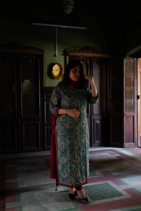 ALPONA MIRROR WORK AJRAKH KURTA INSPIRED BY JAIPUR TILES