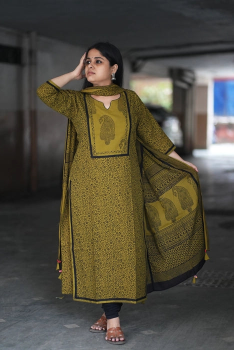 BAGH PRINTED KURTA DUPATTA SET GULMOHAR