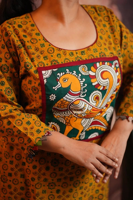 HANDPAINTED AJRAKH KURTA