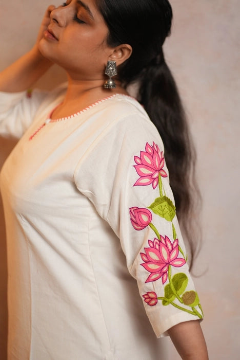 HANDCRAFTED LOTUS KURTA